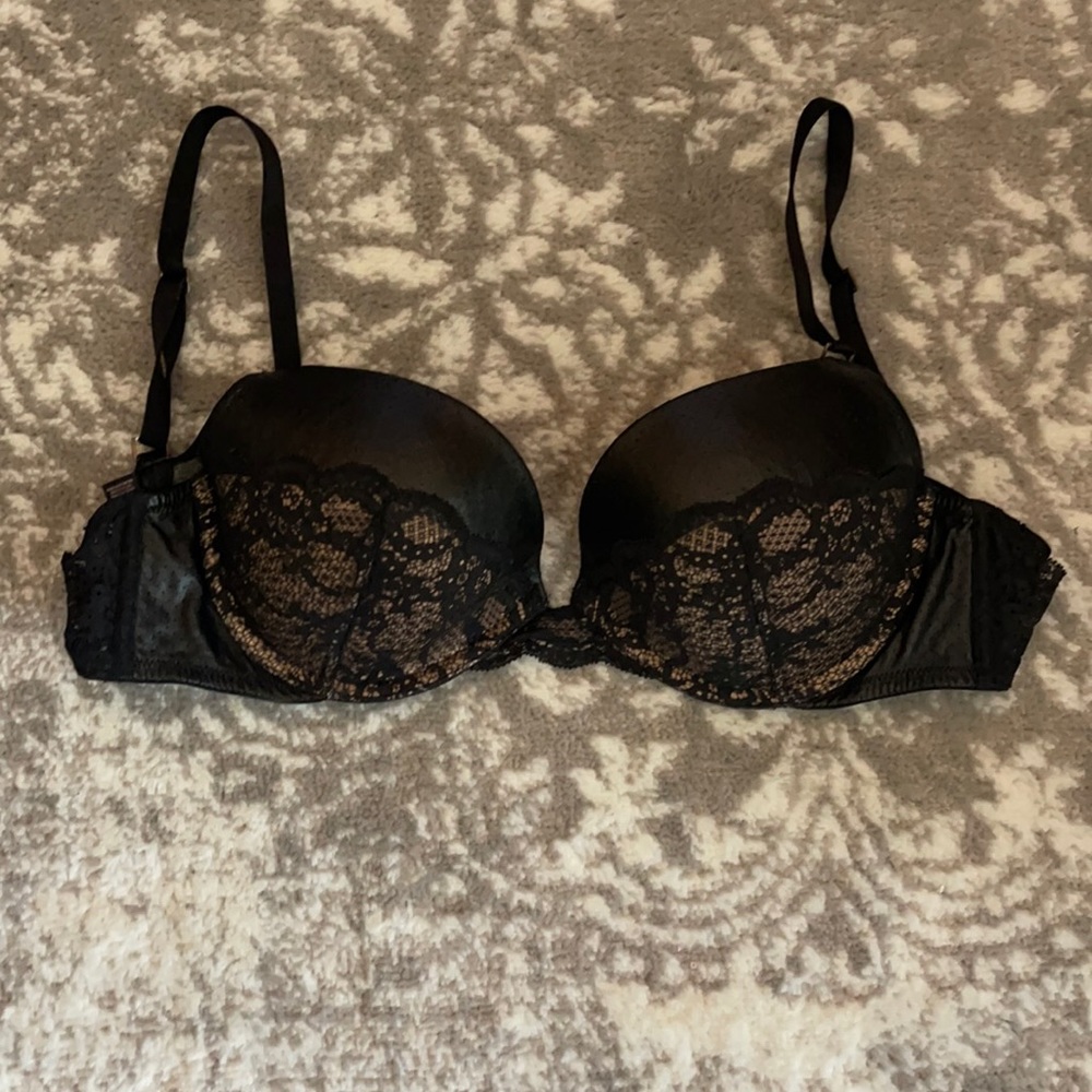 Victoria Secret bra